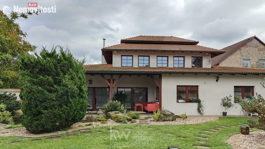 Pronájem rodinného domu 155 m², Opolany - Kanín