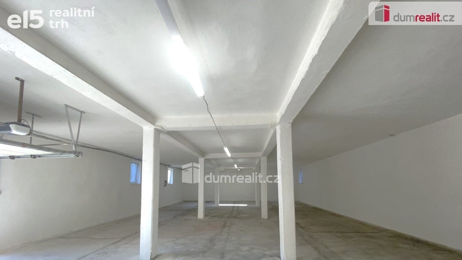 Pronájem výrobního prostoru 200 m², Dolní Dunajovice