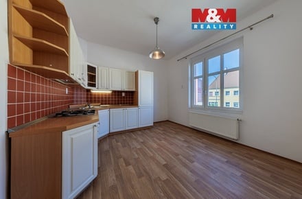 Pronájem bytu 2+1 80 m², Karlovy Vary
