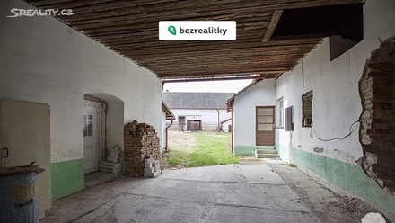 Prodej rodinného domu 360 m², Drahonice