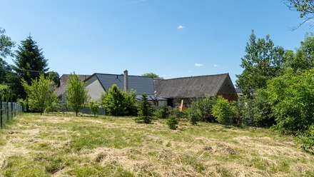 Prodej stavebního pozemku 823 m², Zbenice