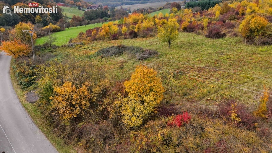 Prodej specifického pozemku 3 334 m², Osvětimany