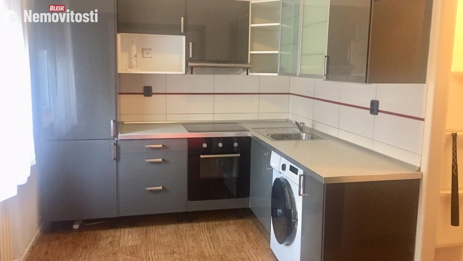 Pronájem bytu 1+1 30 m², Lovosice