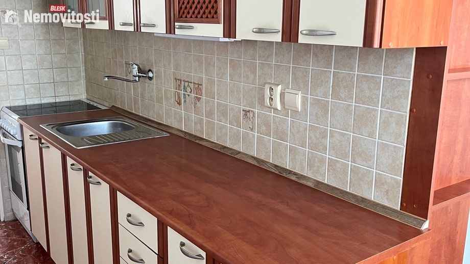 Pronájem bytu 2+1 70 m², Čížkovice