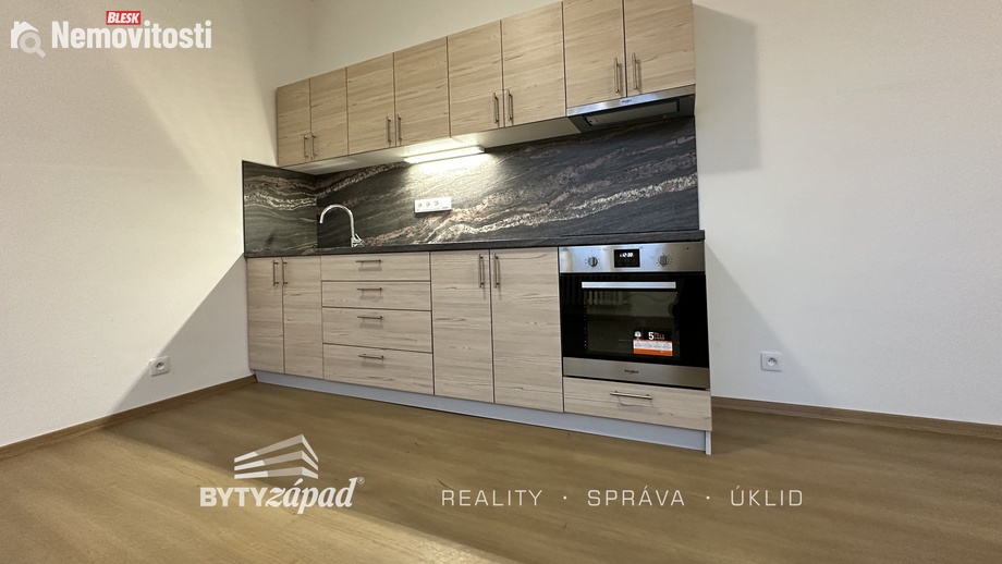 Prodej bytu 2+kk 54 m², Strašice