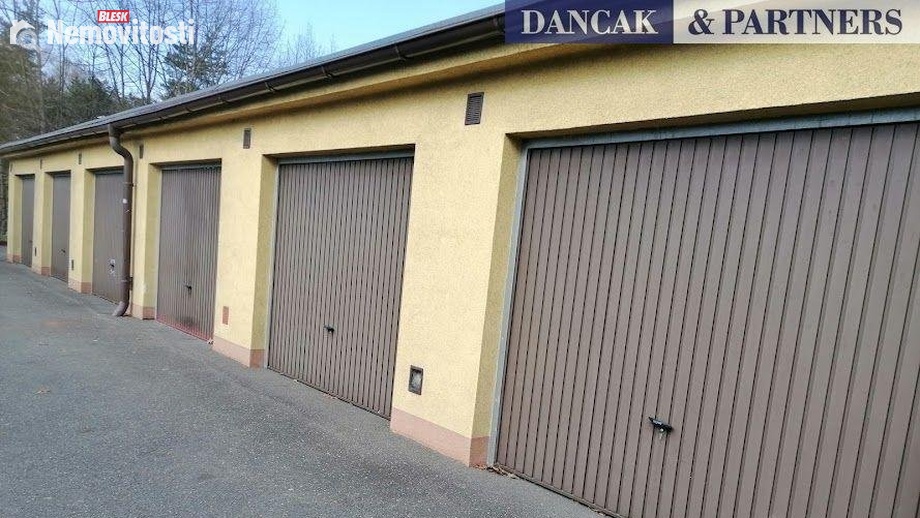 Pronájem garáže 22 m², Místek