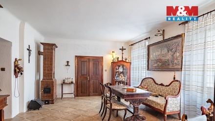 Prodej rodinného domu 378 m², Švihov