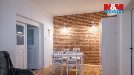 Prodej rodinného domu 378 m², Švihov