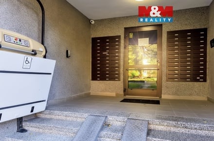 Prodej bytu 1+kk 32 m², Karviná