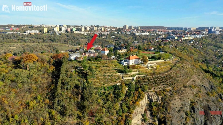 Prodej stavebního pozemku 440 m², Praha - Troja