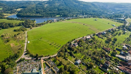 Prodej stavebního pozemku 1 092 m², Pozlovice