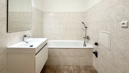 Pronájem bytu 1+kk 35 m², Brandýs nad Labem-Stará Boleslav