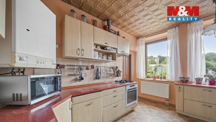 Prodej rodinného domu 327 m², Červený Kostelec