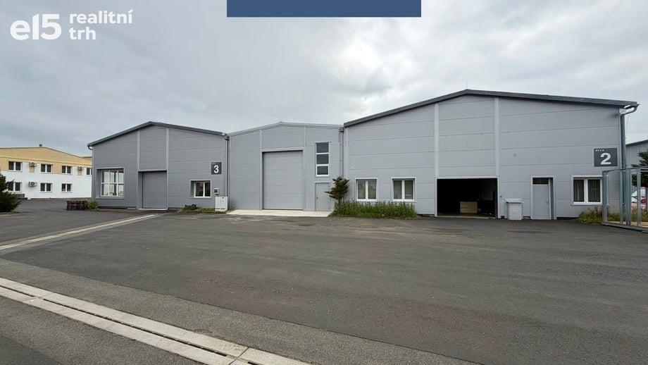 Pronájem skladu 690 m², Mělník