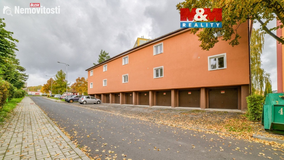 Prodej činžovního domu 500 m², Nová Role