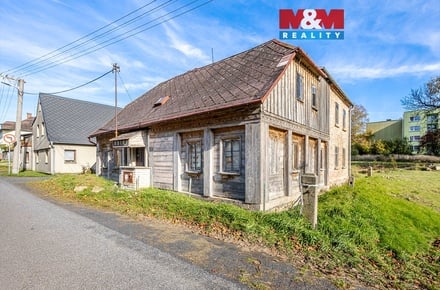 Prodej rodinného domu 200 m², Jiříkov