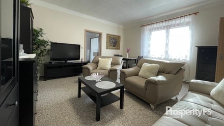 Pronájem bytu 3+1 103 m², Stochov