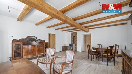 Prodej rodinného domu 260 m², Broumov