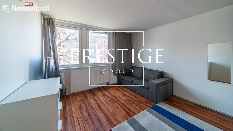 Pronájem bytu 2+kk 56 m², Praha