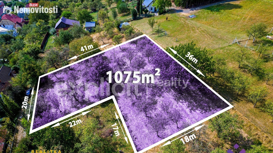 Prodej stavebního pozemku 1 075 m², Fryšták - Vítová