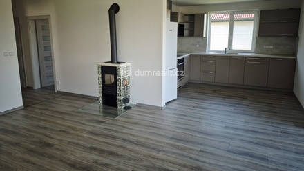 Pronájem rodinného domu 109 m², Vědomice