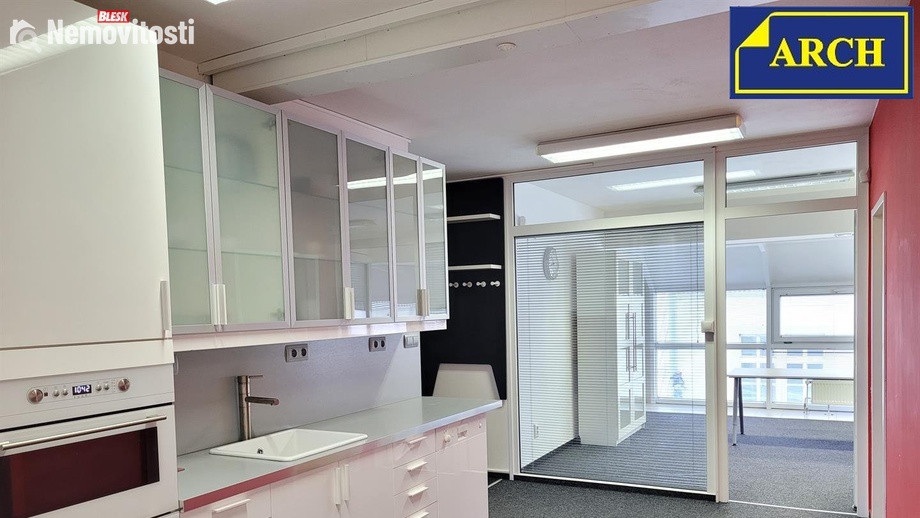 Prodej kanceláře 93 m², Liberec IV-Perštýn