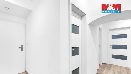 Prodej bytu 1+kk 33 m², Miletín