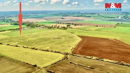 Prodej pole 34 382 m², Dolní Roveň