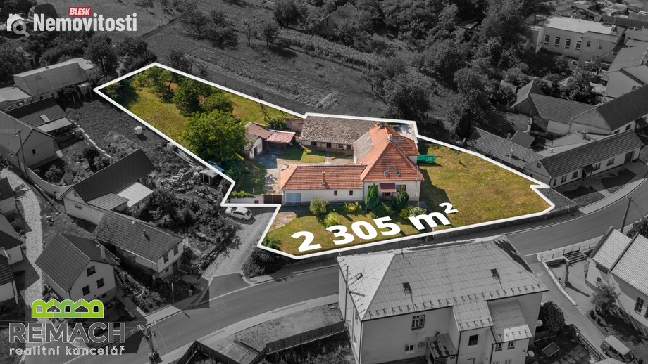 Prodej rodinného domu 301 m², Tučapy