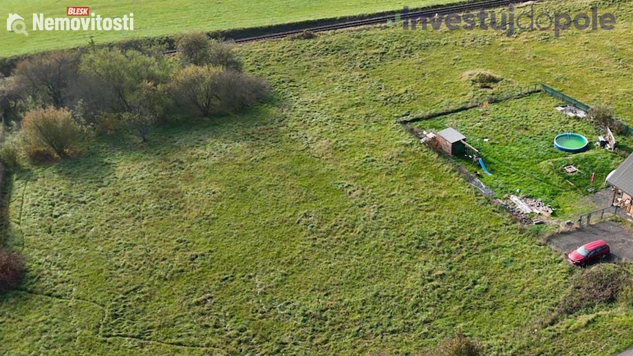 Prodej pole 2 718 m², Karlovice