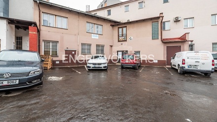 Pronájem kanceláře 138 m², Praha - Holešovice