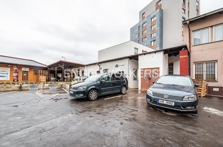 Pronájem skladu 408 m², Praha - Holešovice