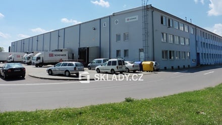 Pronájem skladu 2 300 m², Brno