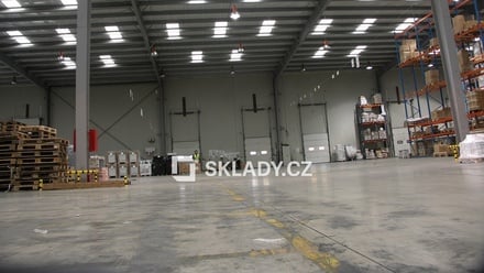 Pronájem skladu 2 300 m², Brno