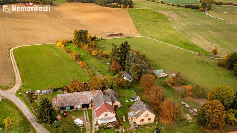 Prodej stavebního pozemku 4 705 m², Mirovice