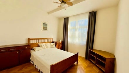 Pronájem bytu 2+kk 42 m², Praha - Vinohrady