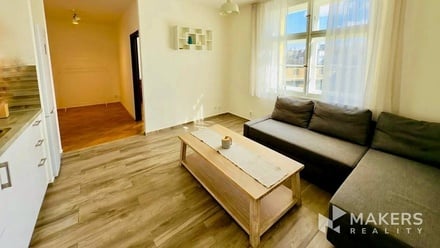 Pronájem bytu 2+kk 42 m², Praha - Vinohrady