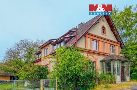 Prodej rodinného domu 300 m², Měčín