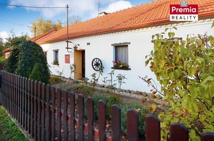 Prodej rodinného domu 90 m², Břežany