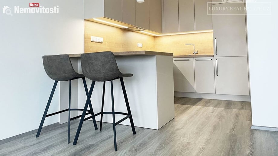 Prodej bytu 2+kk 66 m², Praha 9