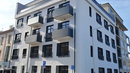 Prodej bytu 1+kk 42 m², Praha 9