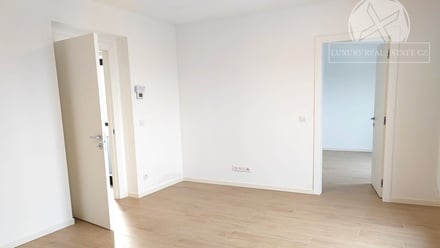 Prodej bytu 2+kk 79 m², Praha 9