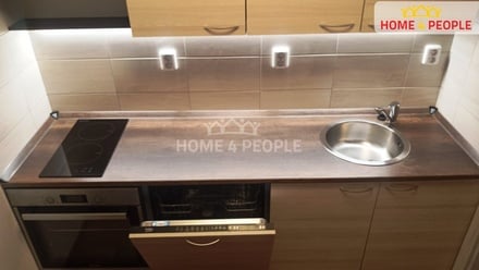 Pronájem bytu 2+1 43 m², Praha 4