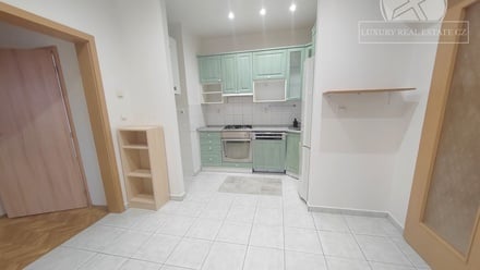 Pronájem bytu 3+1 87 m², Praha 6