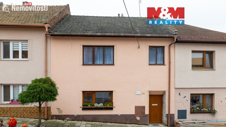 Prodej rodinného domu 85 m², Zdounky