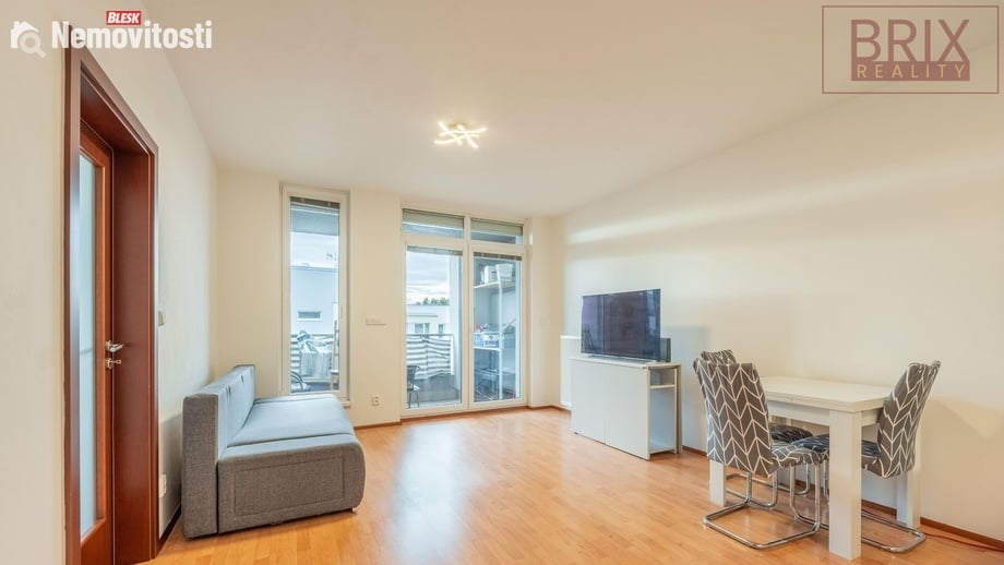 Pronájem bytu 2+kk 53 m², Praha 5
