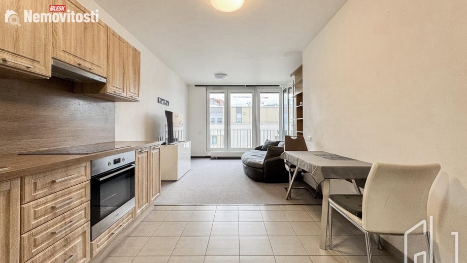 Pronájem bytu 2+kk 57 m², Praha 3, Žižkov