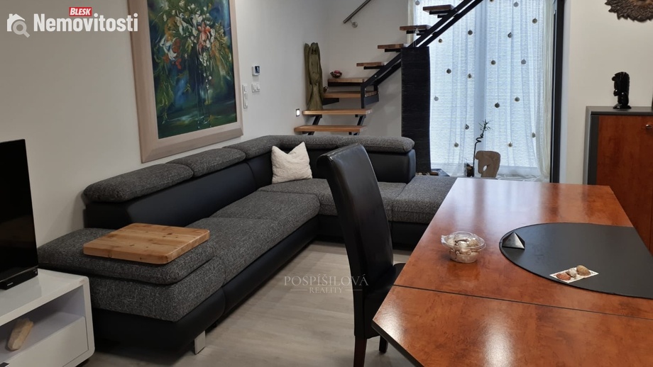 Pronájem rodinného domu 75 m², Hostivice