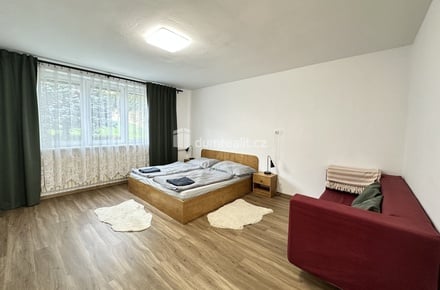 Pronájem bytu 2+kk 80 m², Klentnice