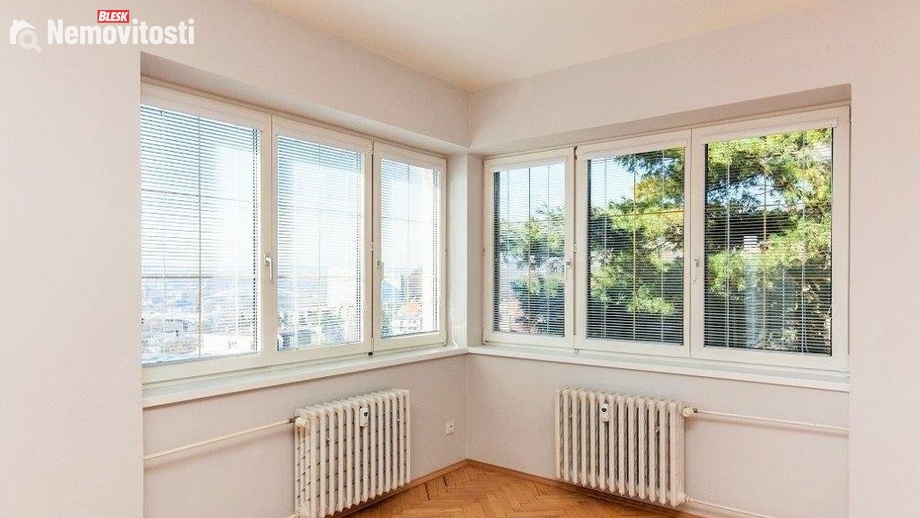 Pronájem bytu 3+1 84 m², Praha 8, Libeň